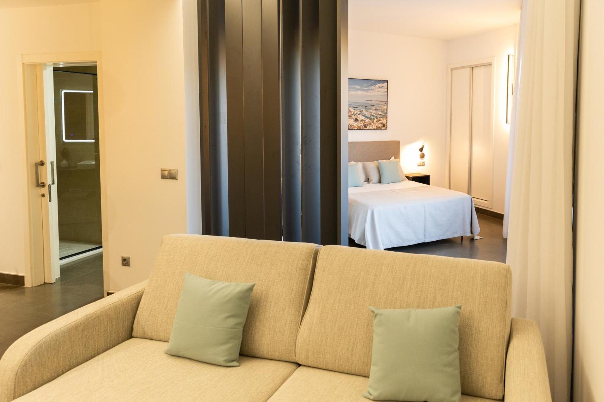 Guillman Suites Аликанте Экстерьер фото