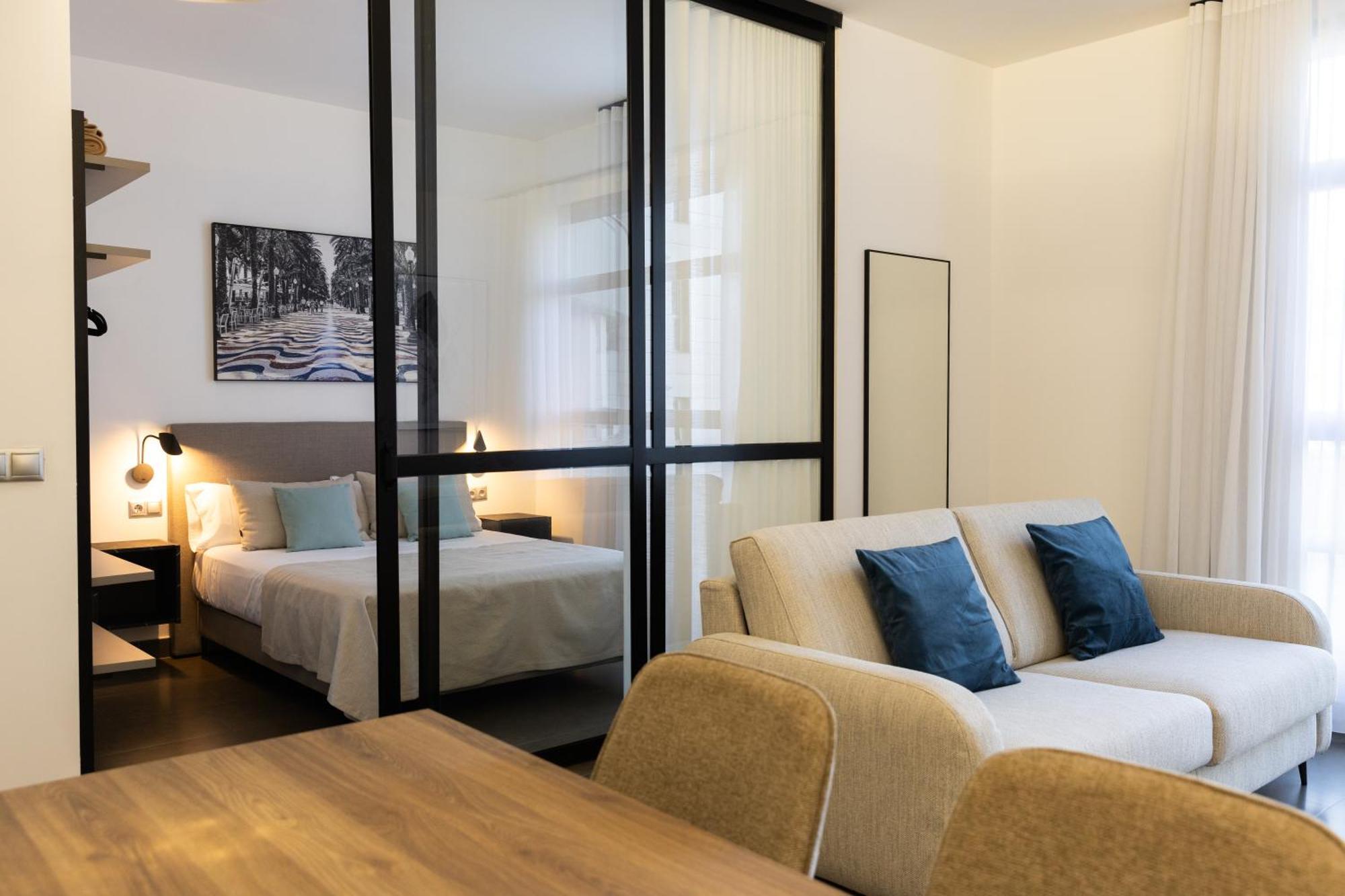 Guillman Suites Аликанте Экстерьер фото