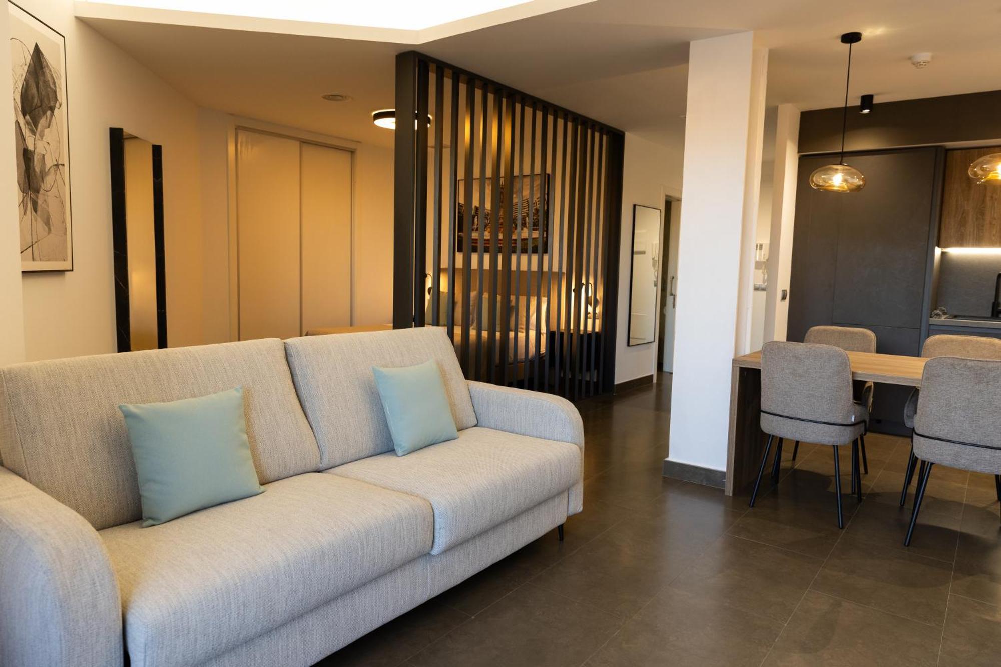 Guillman Suites Аликанте Экстерьер фото