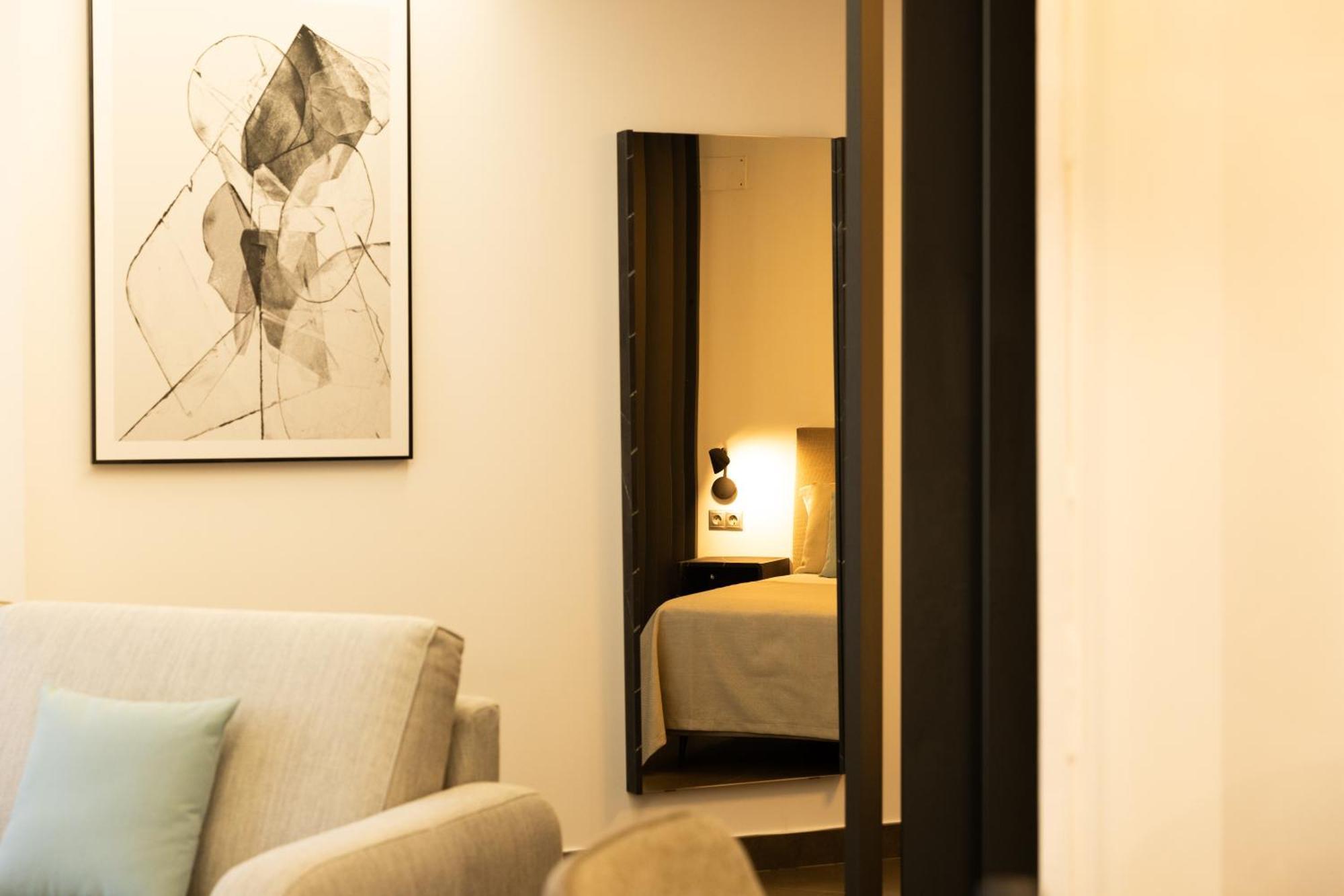 Guillman Suites Аликанте Экстерьер фото
